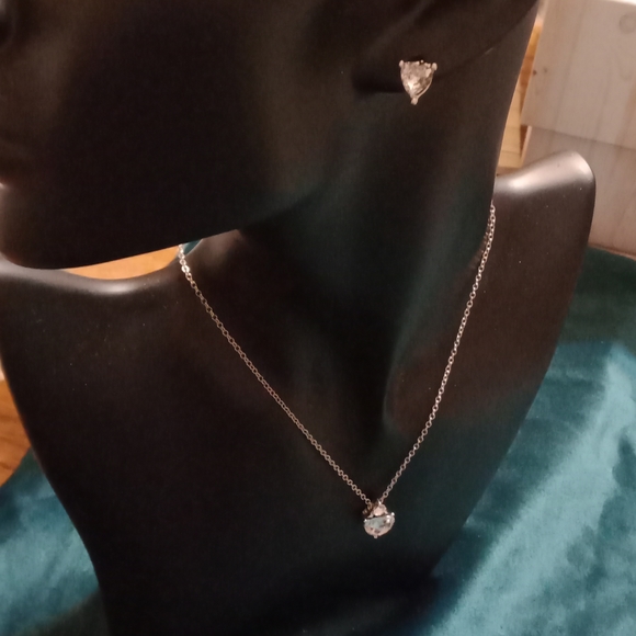 White Gold Plated Heart Necklace (Clear) - Picture 3 of 4